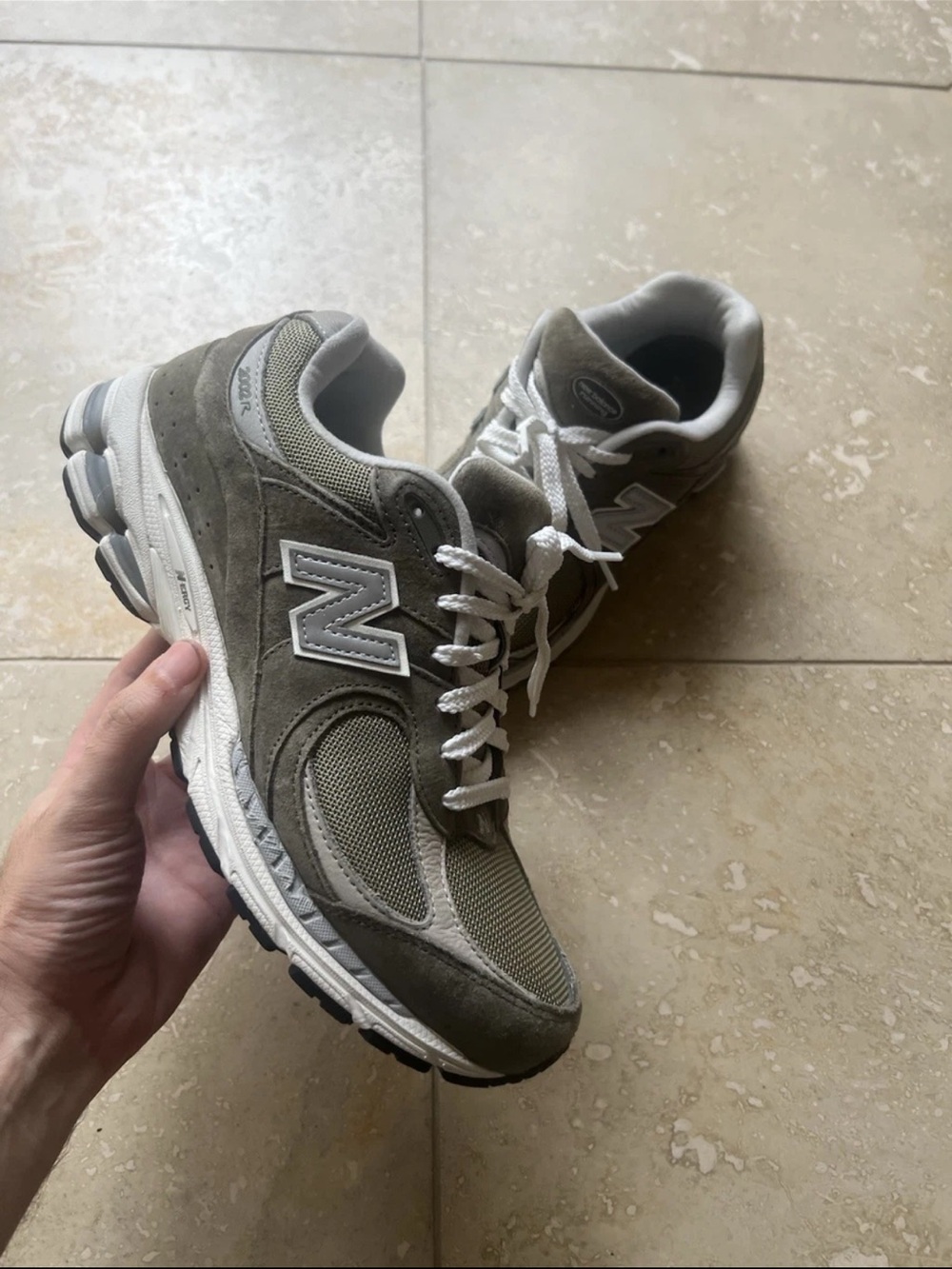 New Balance 2002R Mens Dark Camo Olive / Brown Size 9.5 Mens